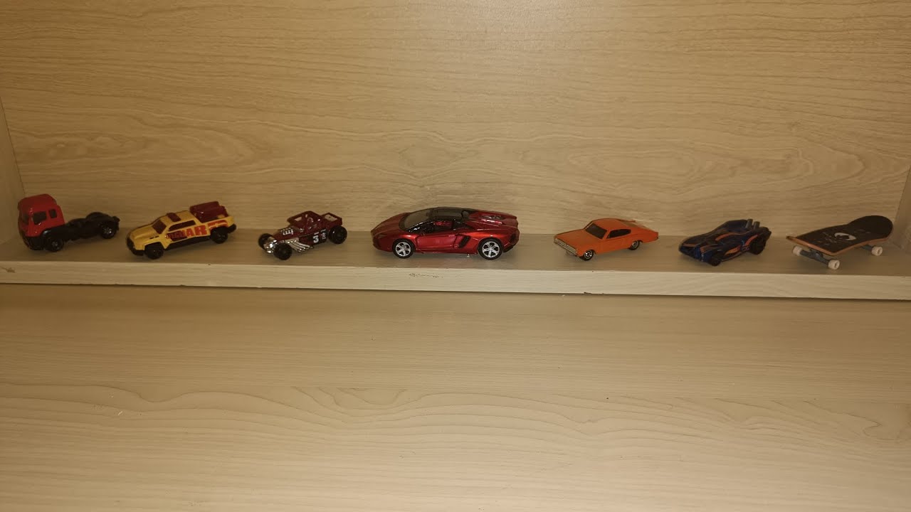 Diecast reviewing in my room