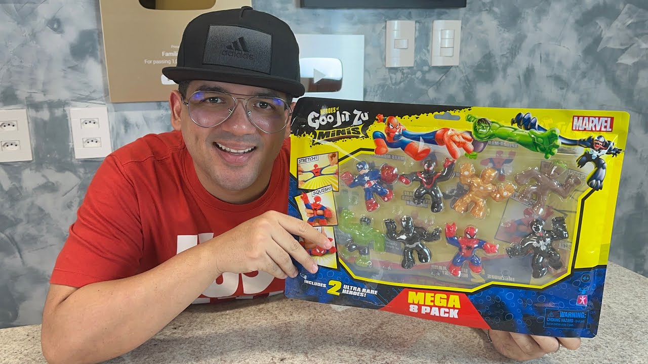 ABRINDO UM PACOTE GIGANTE DE SUPER HERÓIS PEGAJOSOS QUE ESTICAM MUITO!!