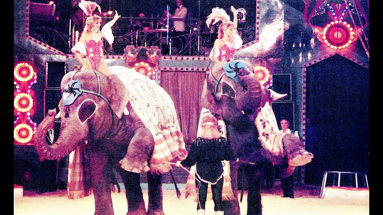 # Zirkus Berolina - Weihnachtszirkus 1990 - Christmas circus 1990 in Berlin on Potsdamer Platz