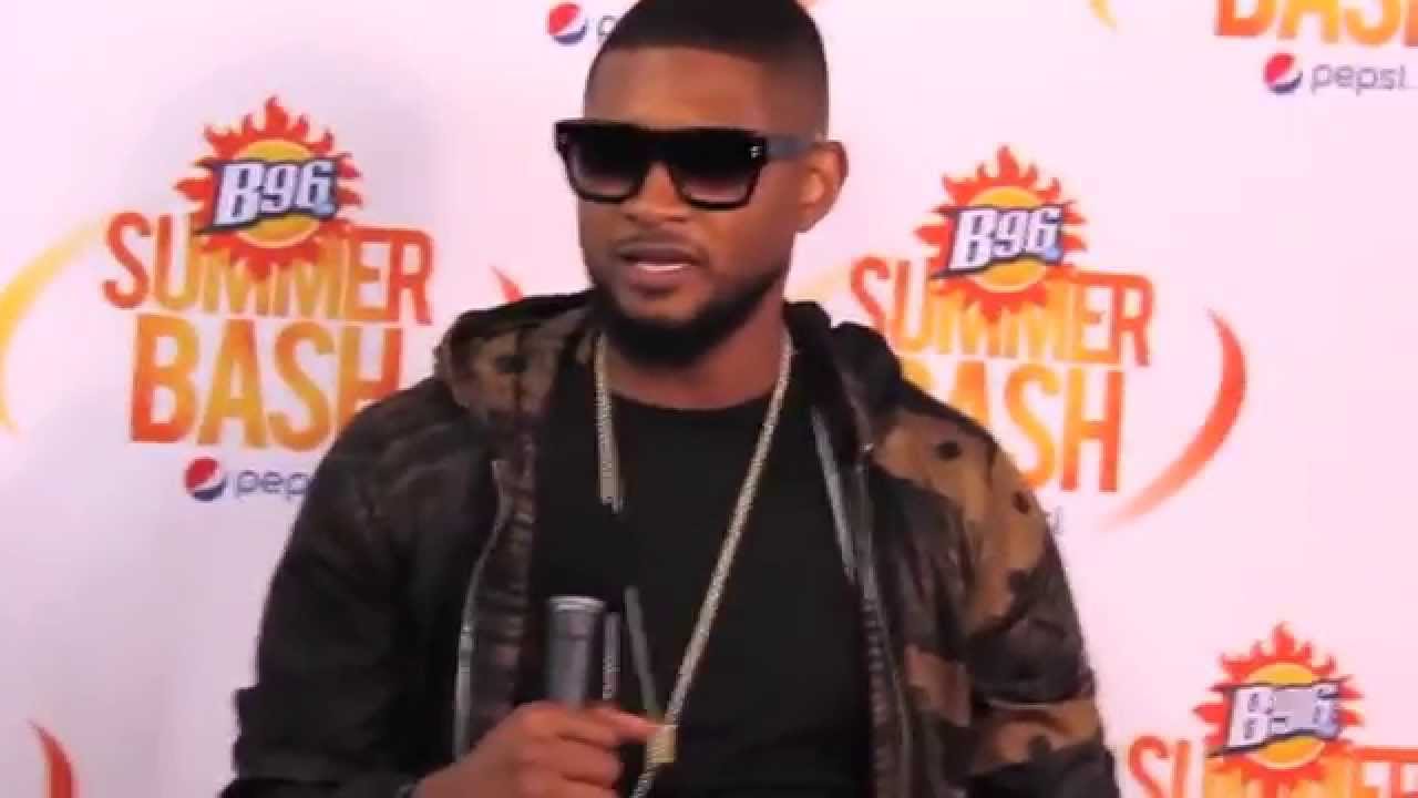 Usher Backstage At The B96 Pepsi Summer Bash