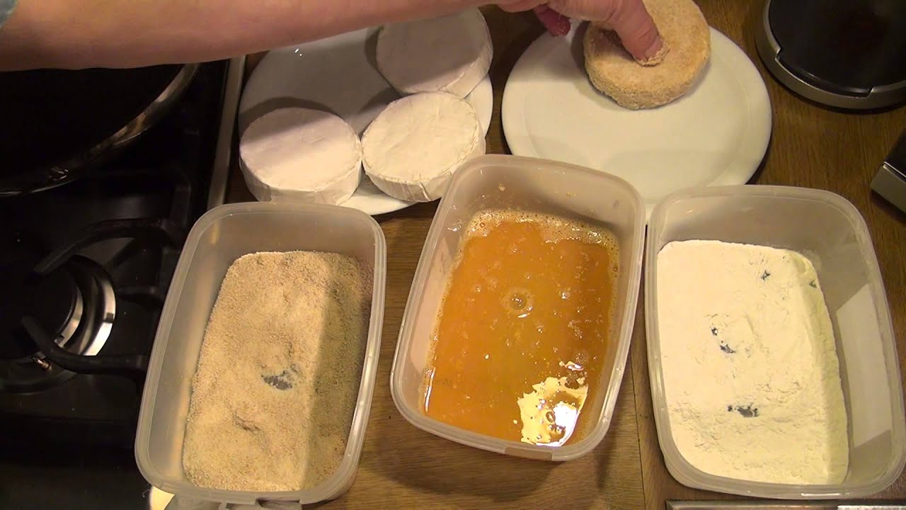 Gebackener Camembert klassische Art mit Preiselbeeren - schnell & lecker & preiswert -
