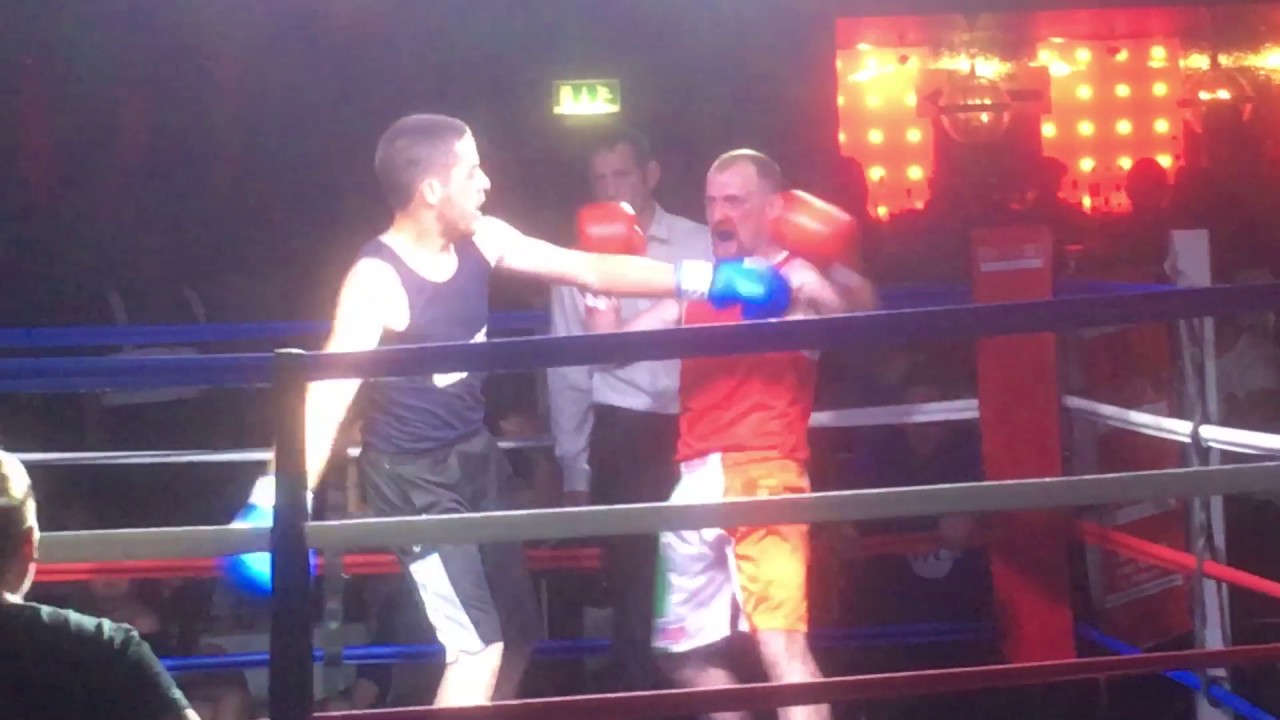 Denny Bulman v Luke Corriette