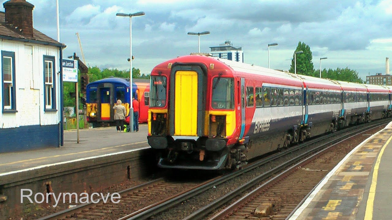 Trains at Clapham Junction 07/08/12