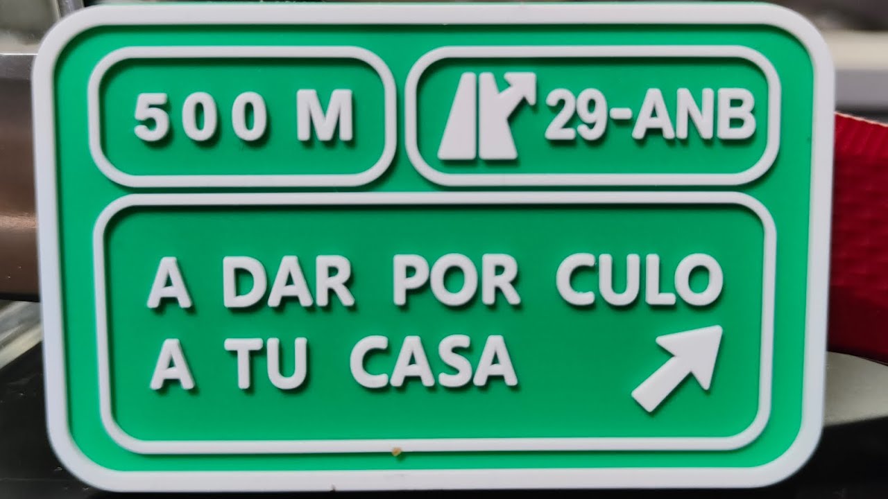 Expositores para navajas y cuchillos.