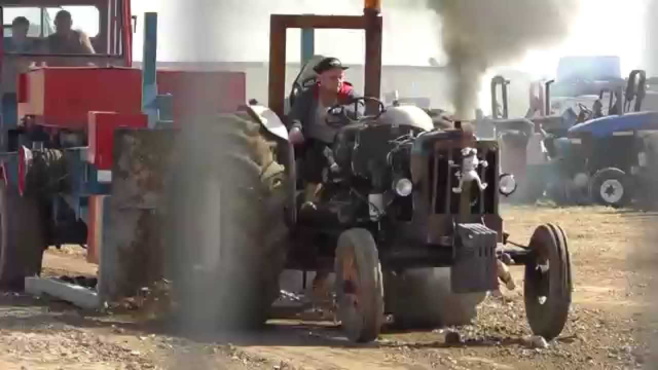 Tractor Pulling  at The Great Dorset Steam Fair 2015 England