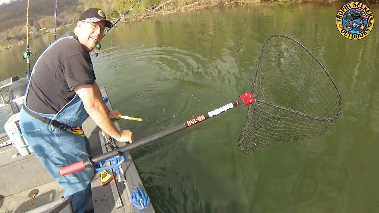 Solo Fishing For Monster Catfish On The Tennessee River