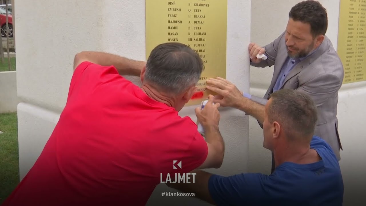 Istog, memoriali - Familjarët heqin emrat e dëshmorëve - 24.06.2023 - Lajmet