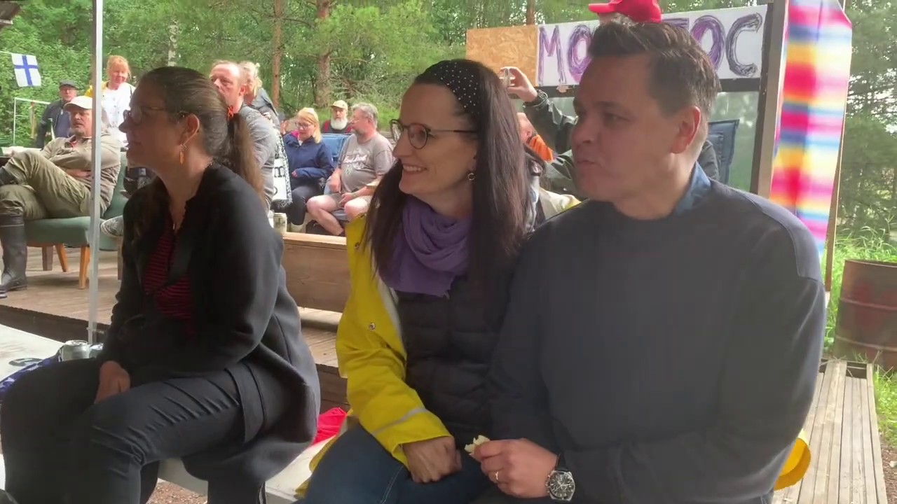 Muistatko hauskaa - Ufo Mustonen