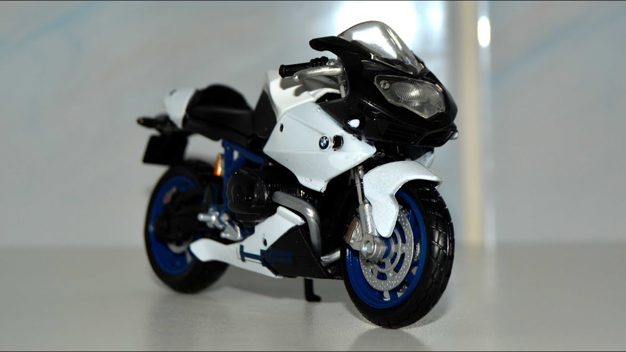 Maisto Cycles BMW HP2 Sport 1/18 Unboxing