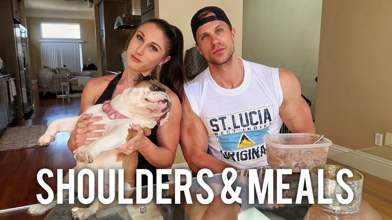 SHOULDER TRAINING & POST WORKOUT MEAL | VLOG 3
