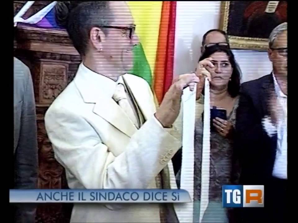 Fano: Matrimonio di una coppia gay trascritto in Italia
