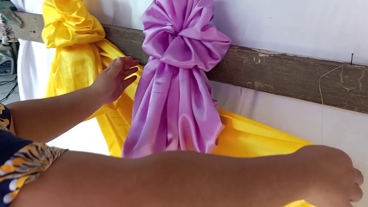 การผูกเฟื่องลายเกล็ดปลา (ผูกผ้าสลับสี)