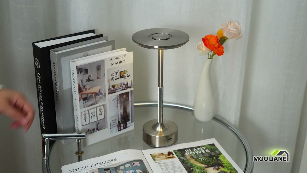Cordless LED Table Lamp