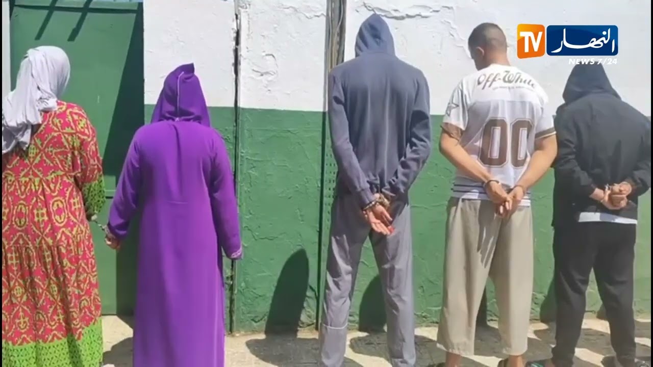 البليدة / درك وادي العلايق يطيح بعصابة تضم 10 أشخاص بينهم فتاتان ويحجز مؤثرات عقلية