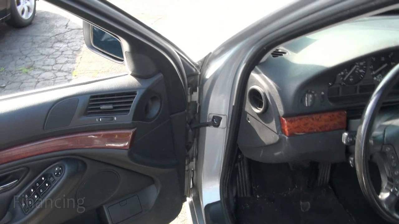 1998 BMW 528i Sedan