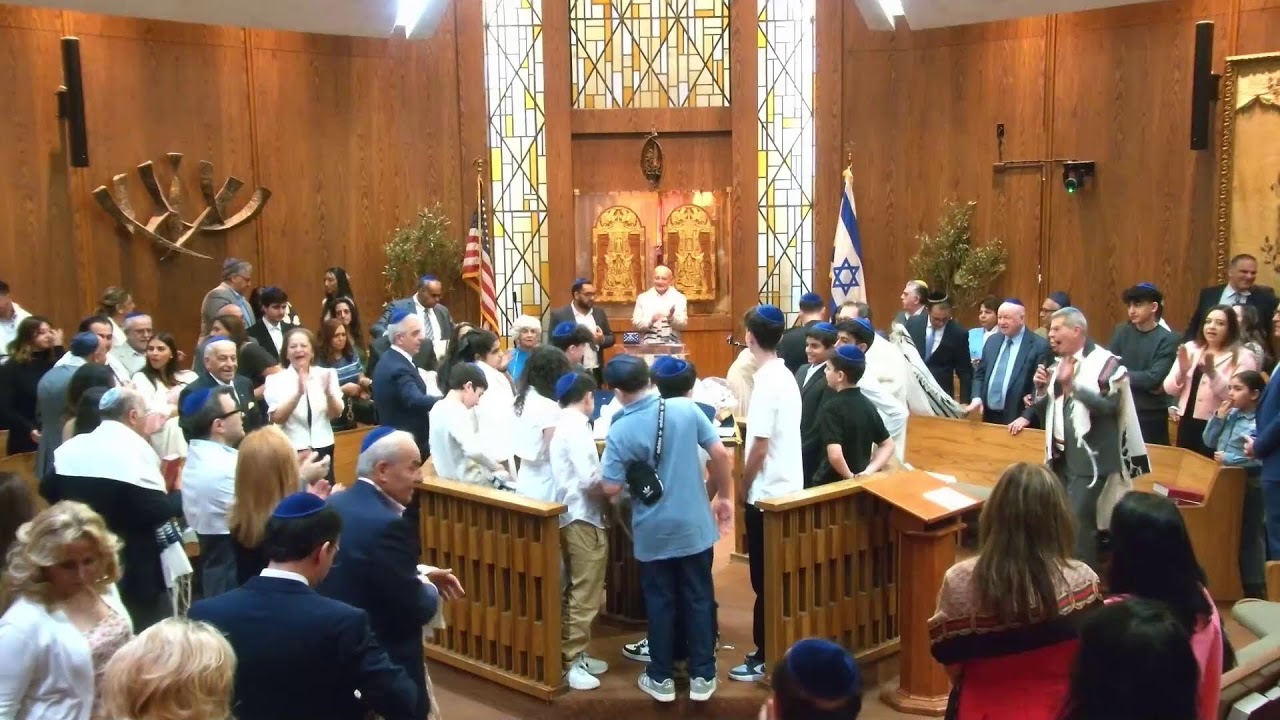 Torah in the Round | The Bar Mitzvah of Alex Benjamin