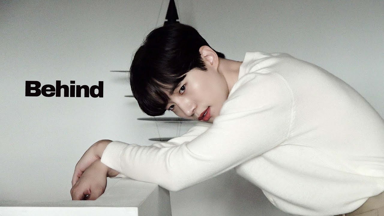 코스메틱 광고 촬영장에서 생긴 일. 깜짝 도자기 언박싱 · Behind