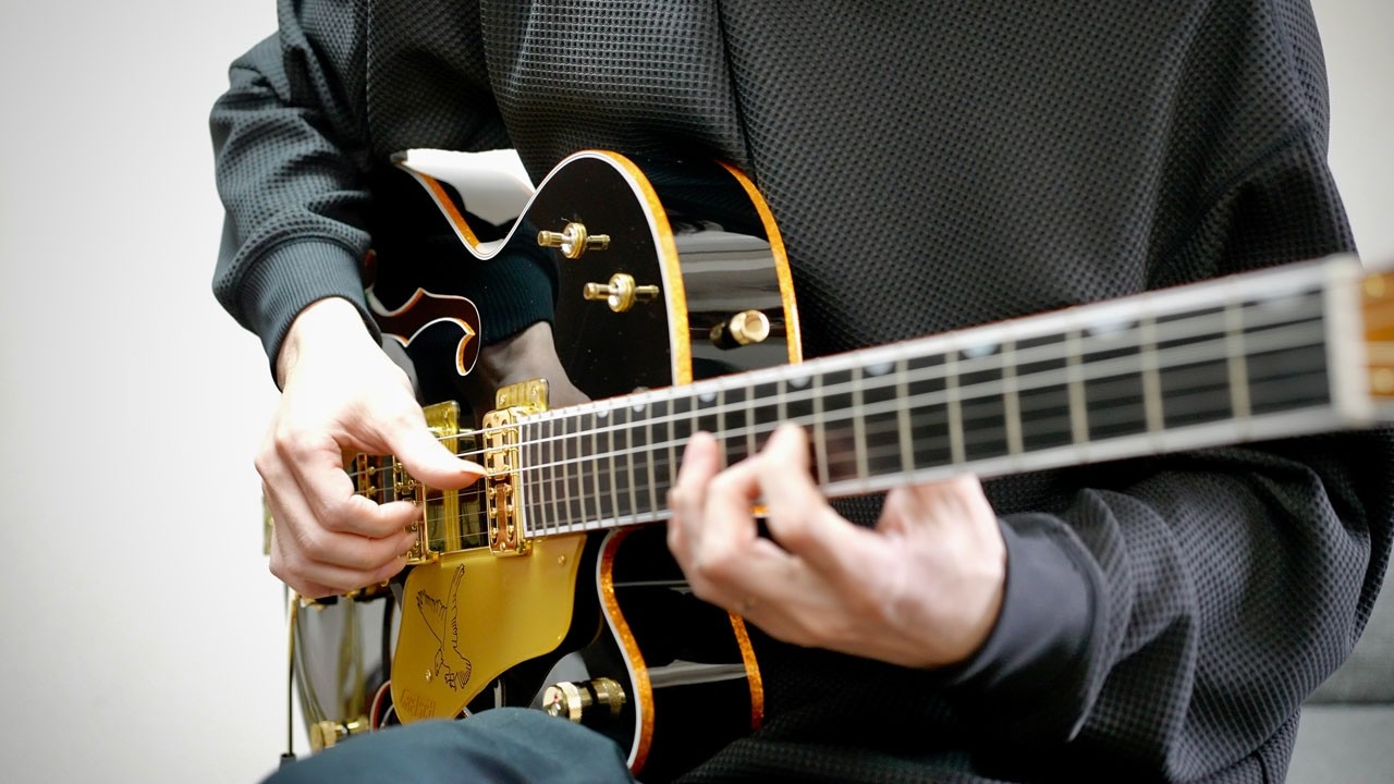 Jak wysokość strun wpływa na brzmienie gitary Gretsch