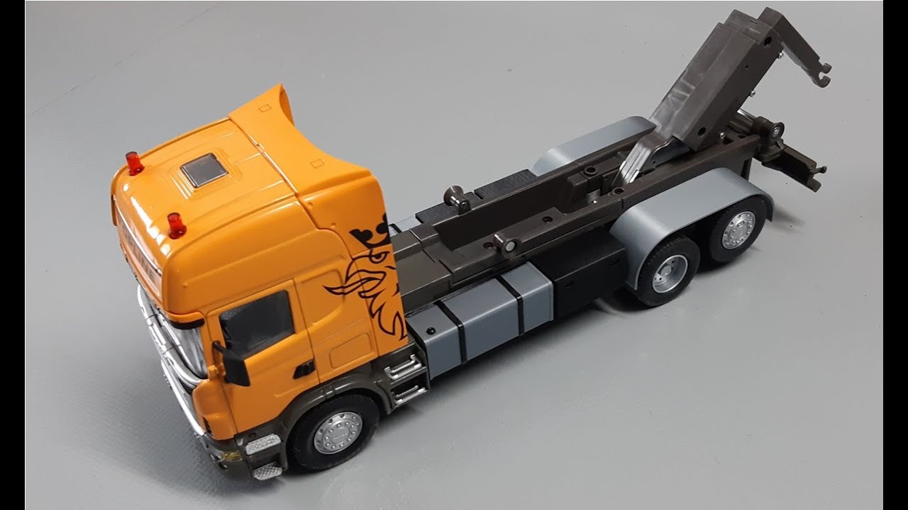 Siku Control Umbau - Scania LKW mit Hakenlift