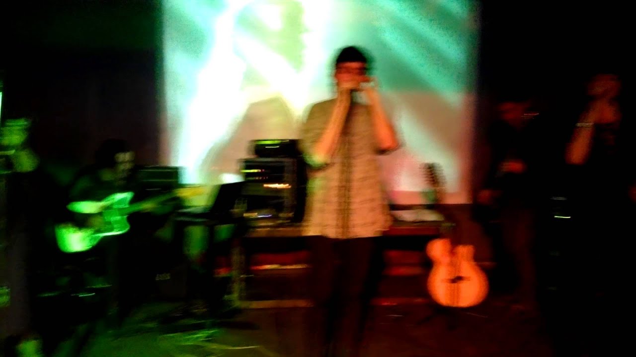 Donimo (Tributo Cocteau Twins, cover band) cherry Coloured Funk