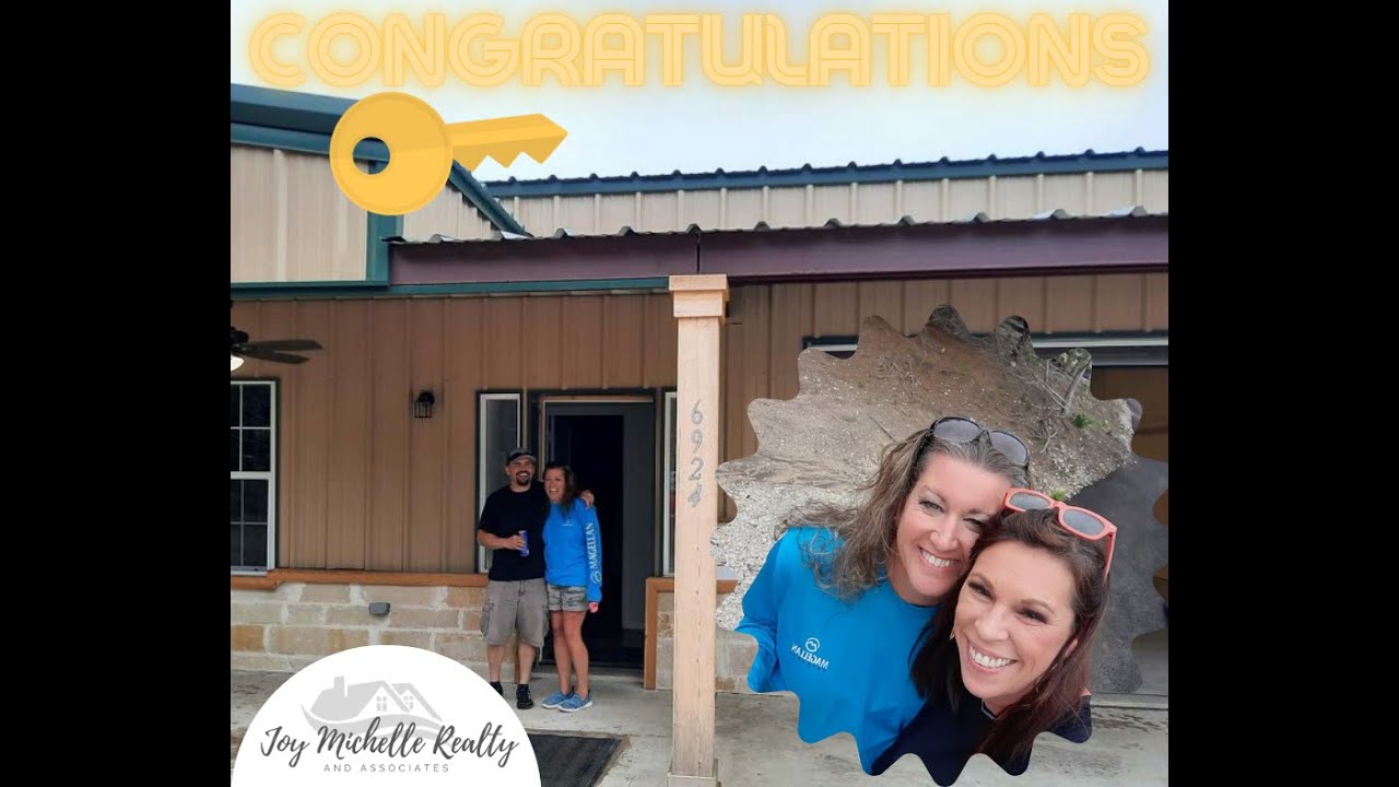 Meet Our Newest Agent Melody Bledsoe!