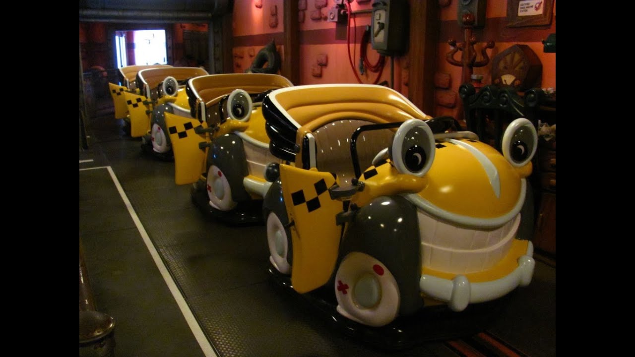 Roger Rabbit's Car Toon Spin ride at Disneyland - HDThrillSeeker