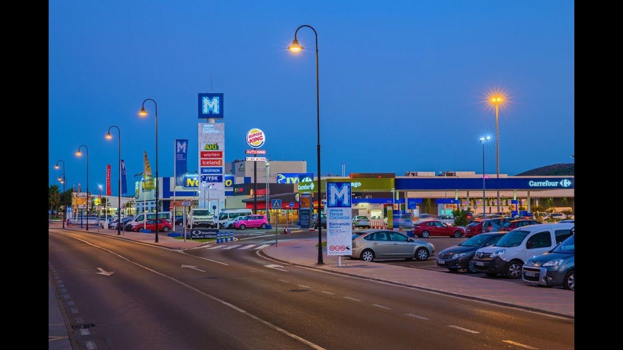 Fuengirola, Miramar commercial park