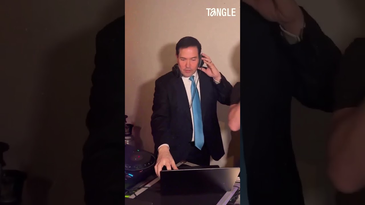 Видео, на котором Марко Рубио выступает в качестве диджея, стало вирусным.