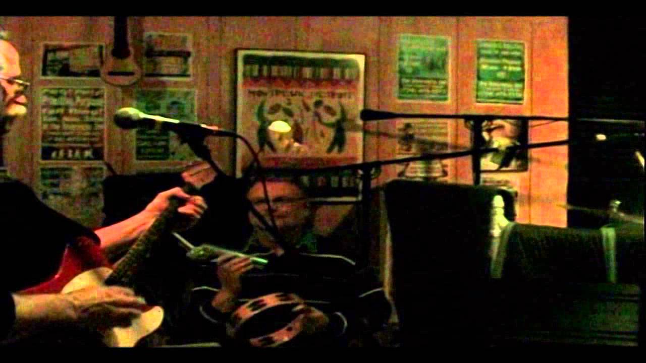 The Tom Fog Band: Bus Ride [OFFICIAL VIDEO]