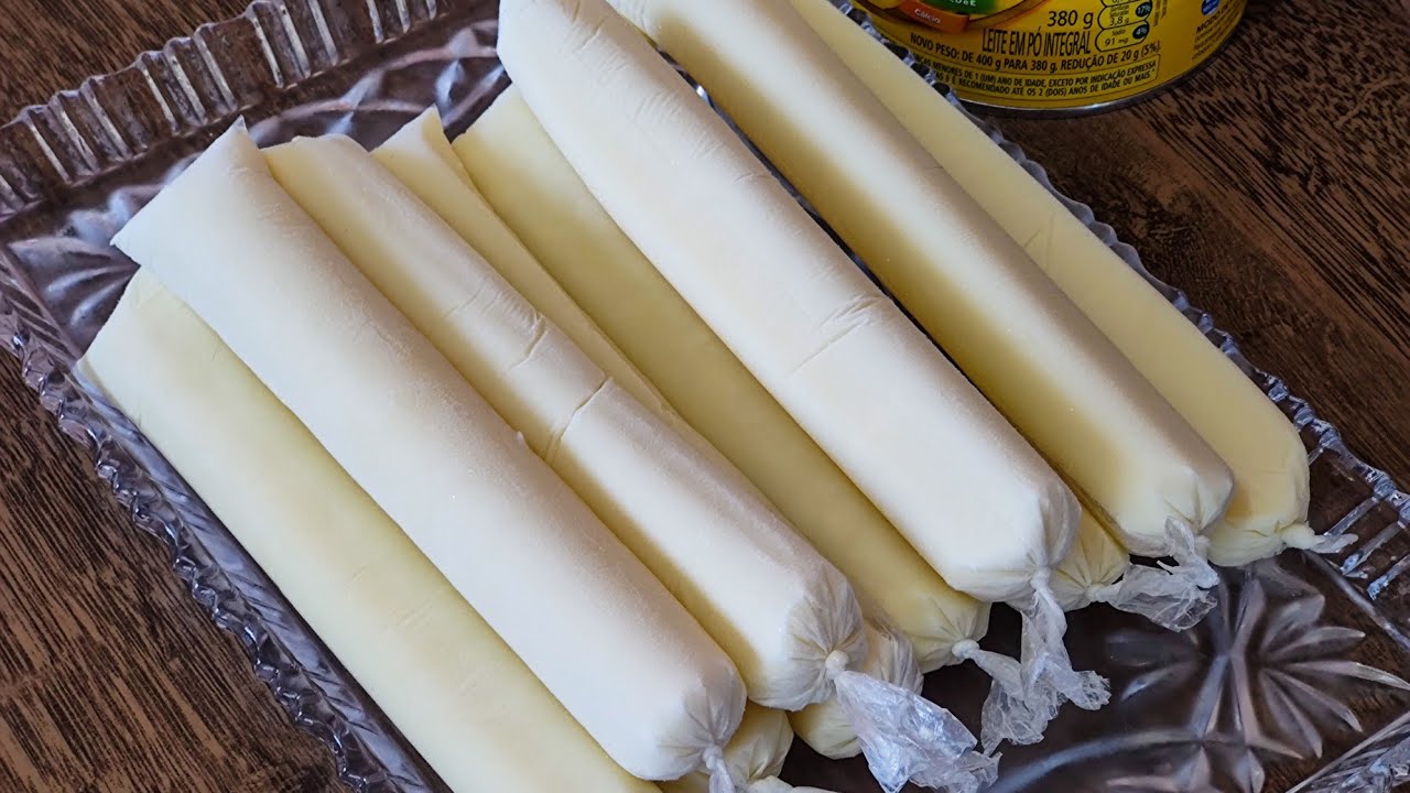 Esse geladinho de leite ninho fica muito cremoso e gostoso. Sucesso de venda.