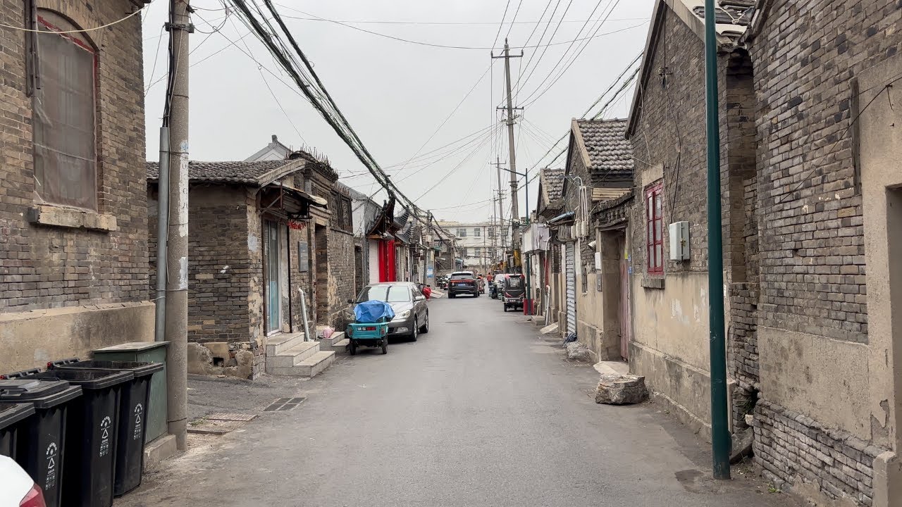 Walking in Chinese town, This is the most traditional Chinese villager life