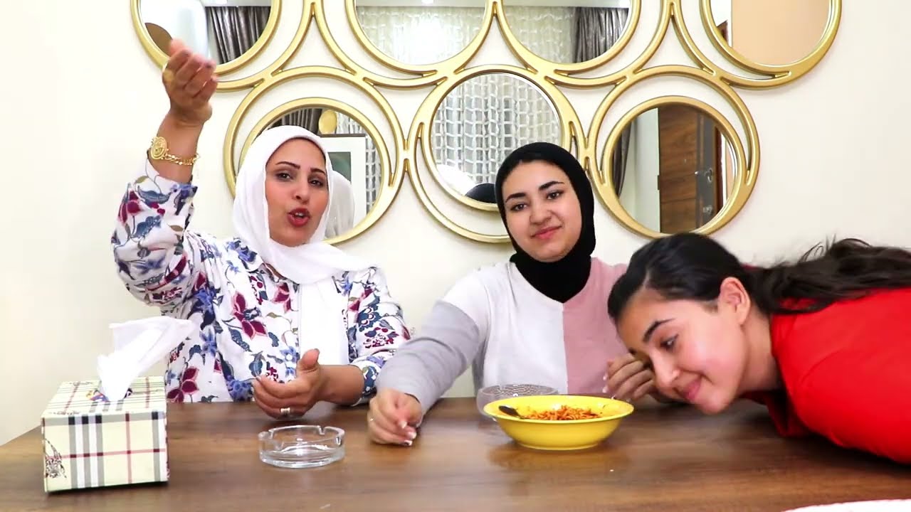 تحدي حقيقة ولا جرأة | خليت لومي تعتذر لشخص في الفيديو