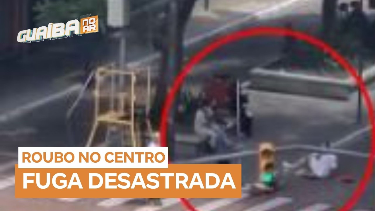 Ladrão bate em placa de sinalização e cai durante fuga após roubo