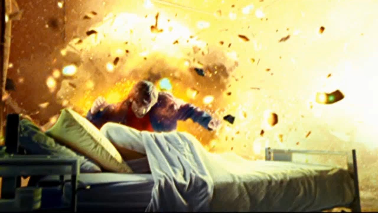 Clark Kent's Powers - Invulnerability -- (Smallville - S3-4; E20)