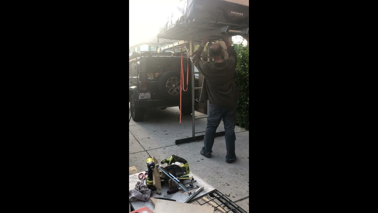 Ingenious One man Roof top tent mounting on Gobi Rack