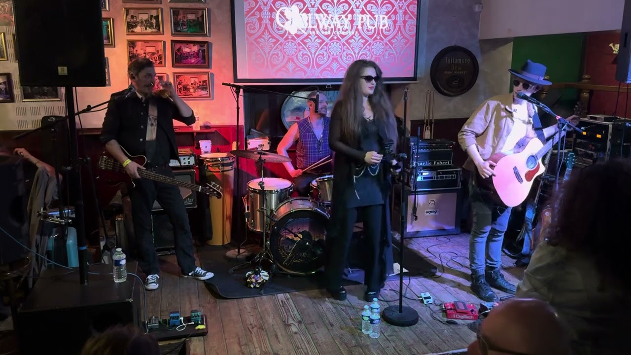 ROZEDALE - GALWAY PUB ST ANDRÉ - 2025/11/15