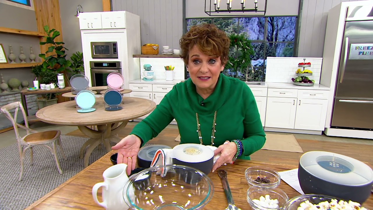 W&P Set of (2) Collapsible Silicone Popcorn Poppers on QVC