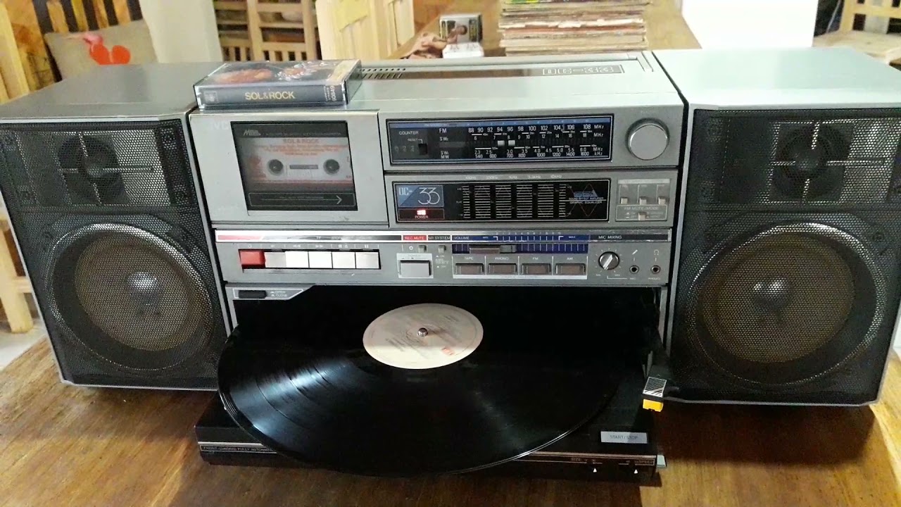 JVC DC-33 w/turntable