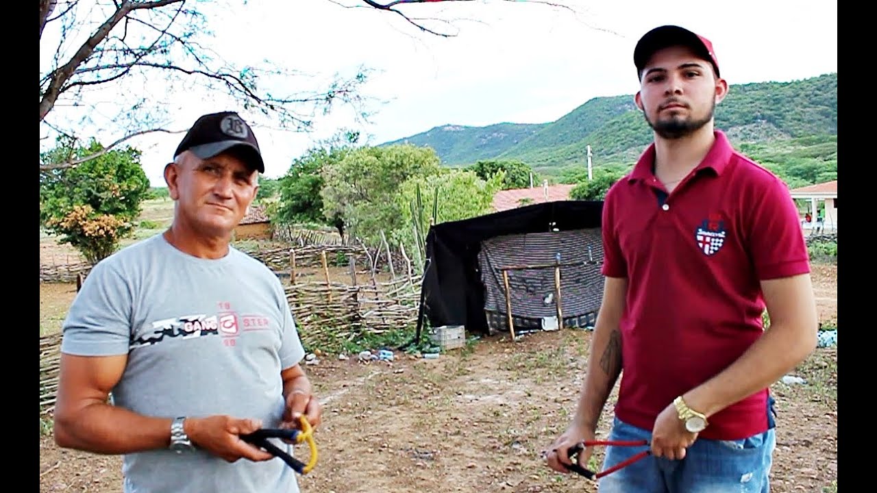 Conheça os dois melhores atiradores de baladeira de Mauriti-CE , esporte que ‘virou febre’ na cidade