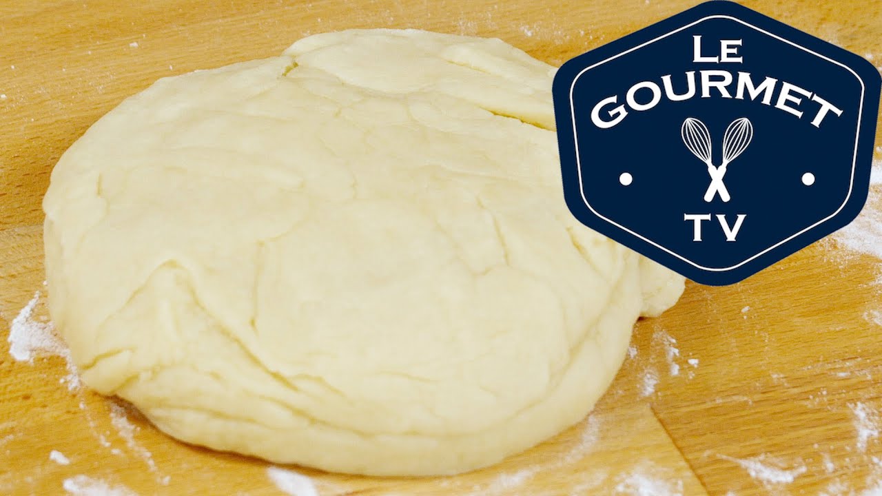 Hot water pastry recipe for sweet and savoury pies. - LeGourmetTV
