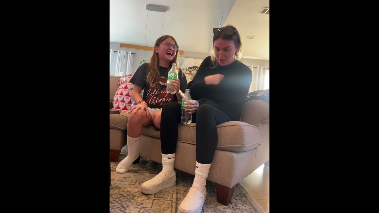 Christmas Sprite Challenge with my mom😭GONE WRONG! 😂❤️|| #funny #spritechallenge #mom