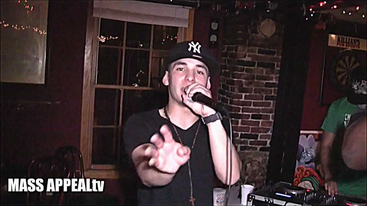 GHOST OF THE MACHINE & FREDO CRESPO MASS APPEALtv PERFORMANCE