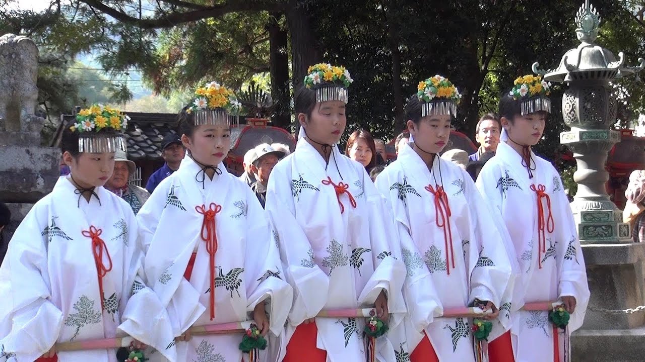 2013 三島神社秋祭り 巫女舞（浦安の舞）