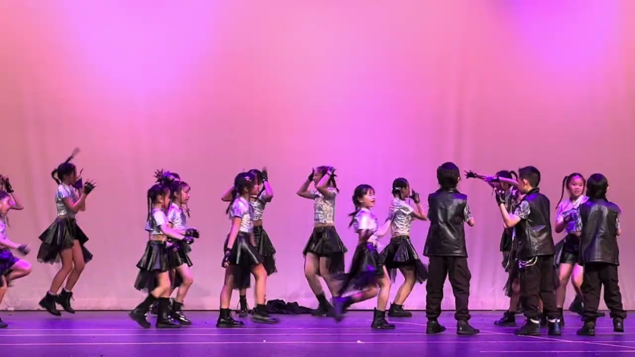 Sapphire Winter Recital : Kpop Demon Hunters