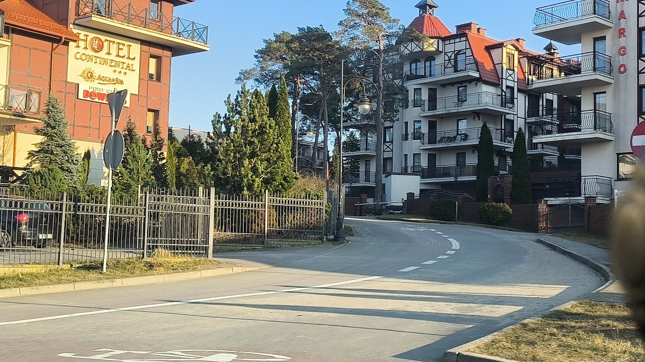 🚗 Krynica Morska – przejazd przez miasto | 13 marca 2026