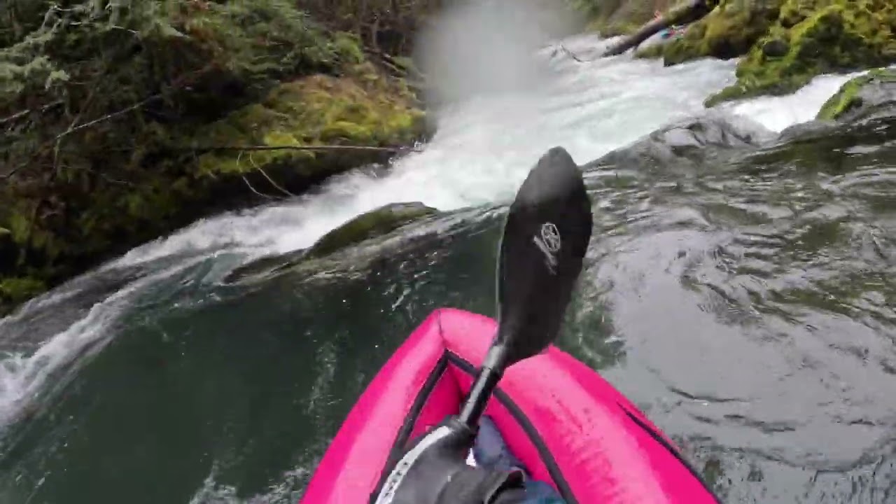 Blue River Oregon Kayaking - Aire Spud