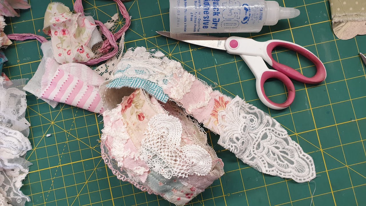 Making a Shabby Chic Snippet Roll...#1
