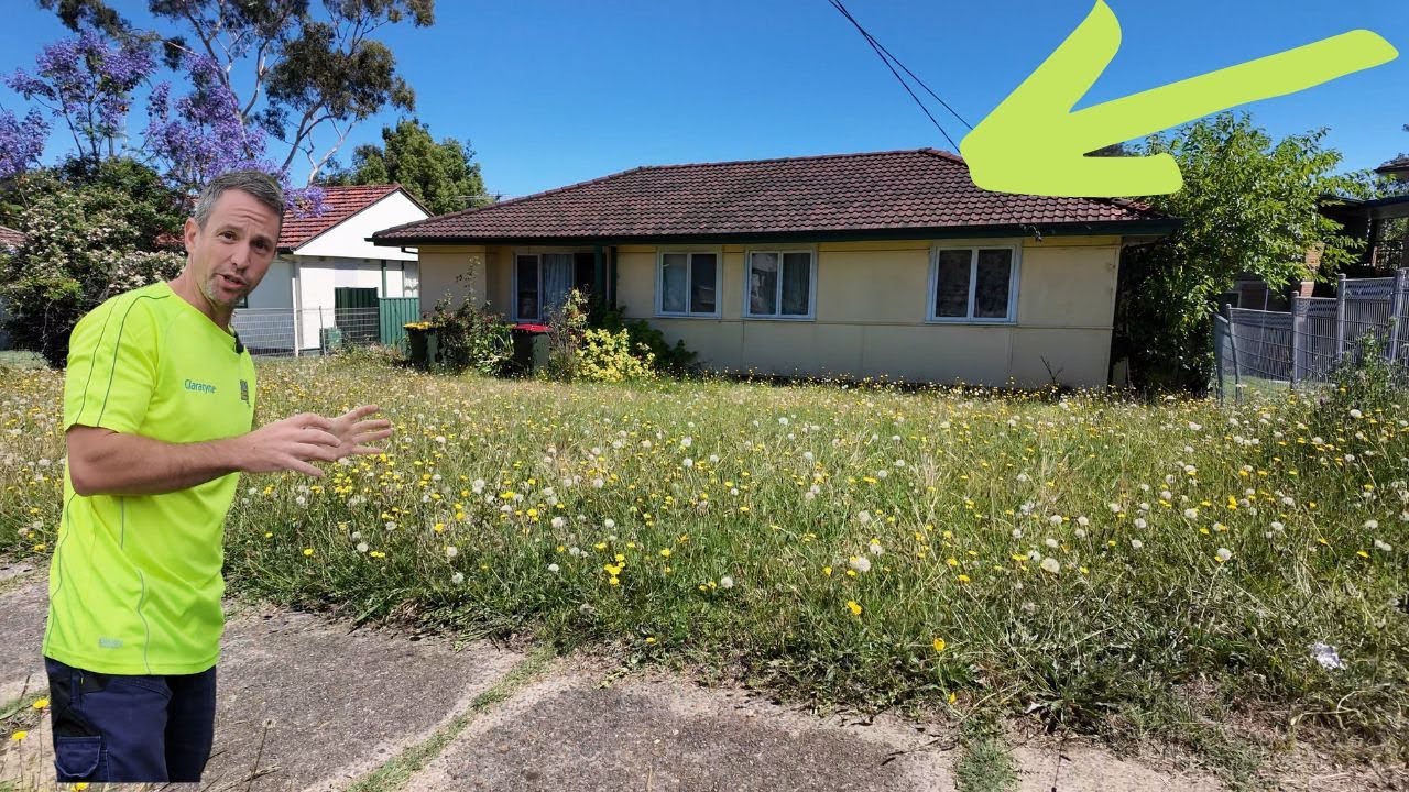 These Guys Transformed this Older Couple's front Yard and Left Without Saying Goodbye! #satisfying