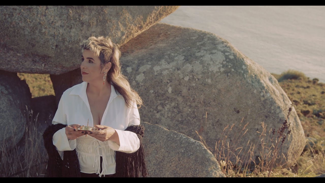Amparo Sánchez - Pa´ Llegar A Tu Lado (Acústico)
