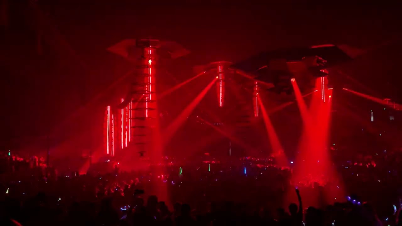 Four Tet @ Cow Palace 18 min